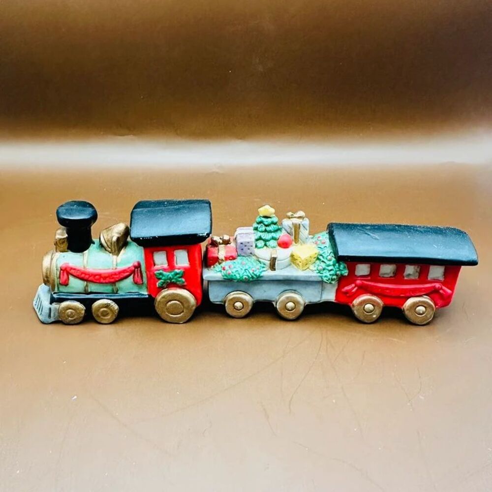 1994 Victorian Village Collectibles The Olde Town Train